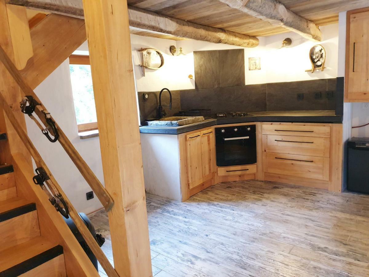 Bergerie Grange Des 3 Cirques Troumouse Gavarnie Estaube 4 Personnes Exterior photo