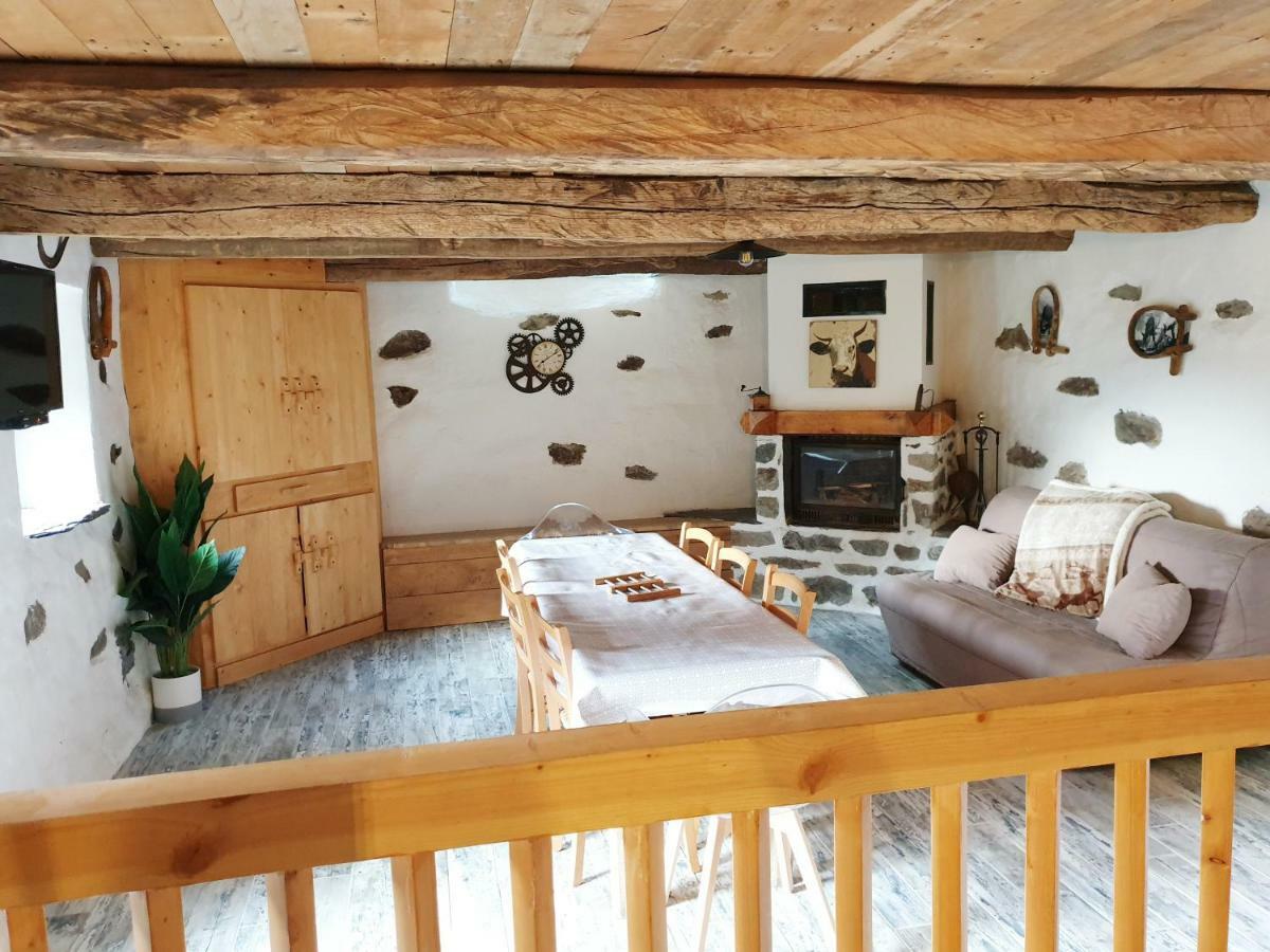 Bergerie Grange Des 3 Cirques Troumouse Gavarnie Estaube 4 Personnes Exterior photo